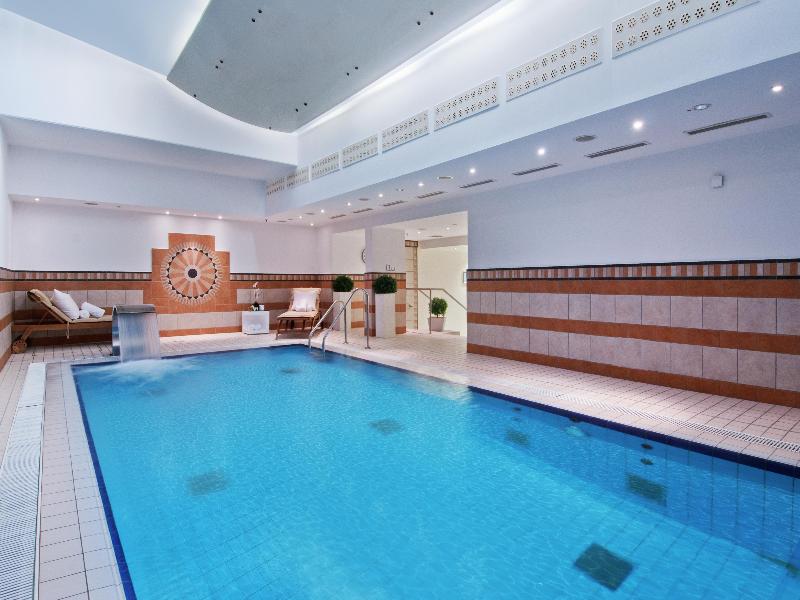Hilton Munich Park image
