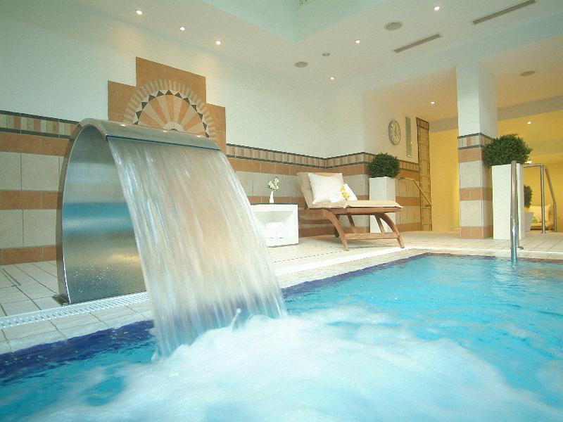 Hilton Munich Park image