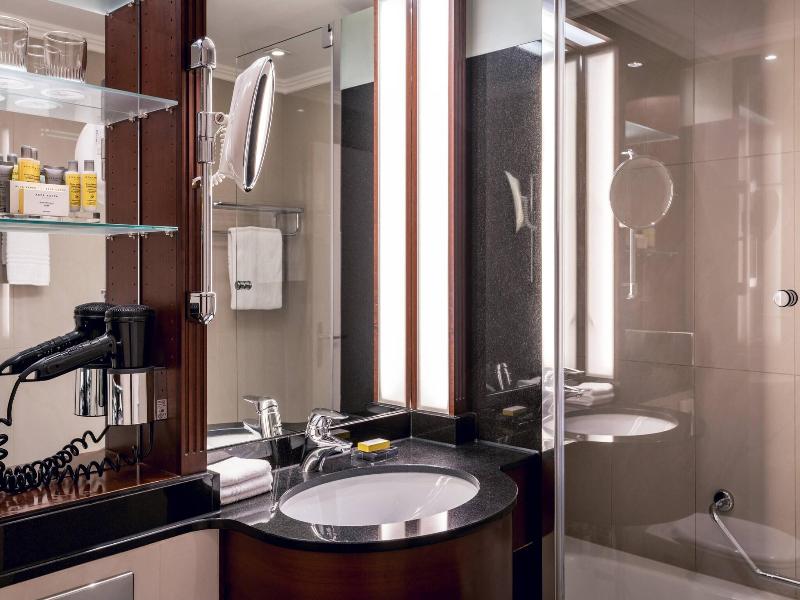 Marriott Hotel Munich image