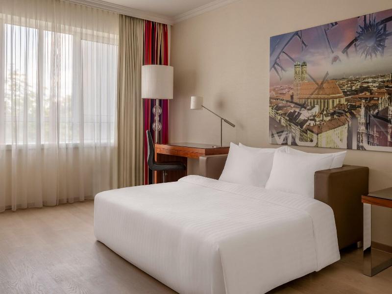 Marriott Hotel Munich image
