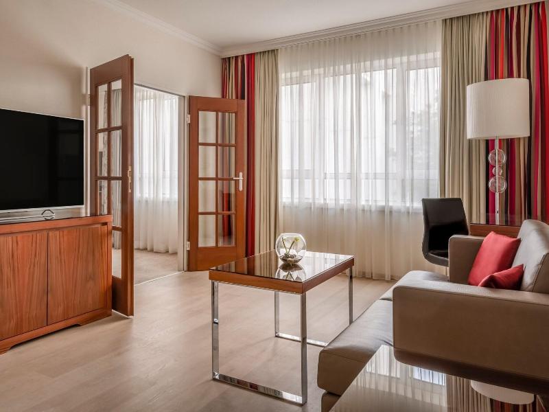 Marriott Hotel Munich image