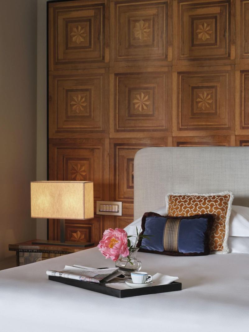 Stay in style at Villa Flori