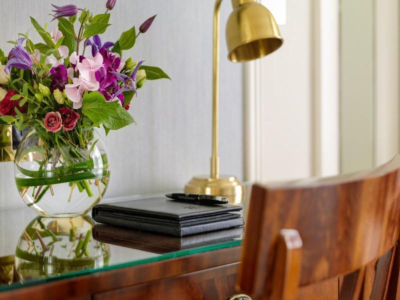 The Shelbourne, Autograph Collection image