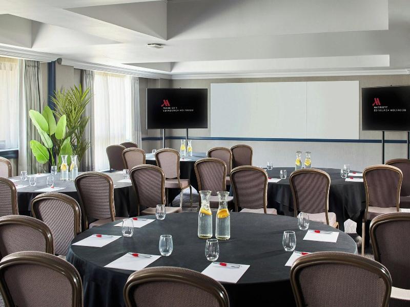 Edinburgh Marriott Hotel Holyrood image