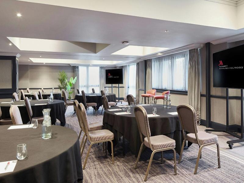Edinburgh Marriott Hotel Holyrood image