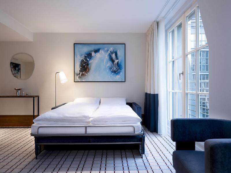 Conrad Hamburg image