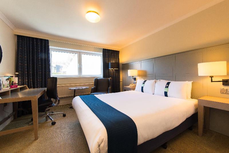 Holiday Inn Edinburgh photo 13