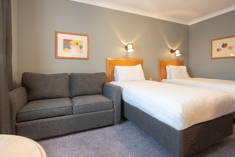 Holiday Inn Edinburgh photo 10