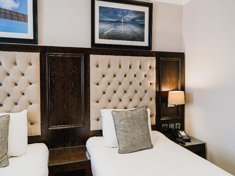 The County Hotel and County Aparthotel image