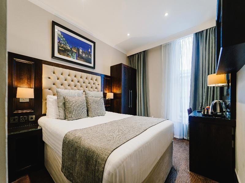 The County Hotel and County Aparthotel image