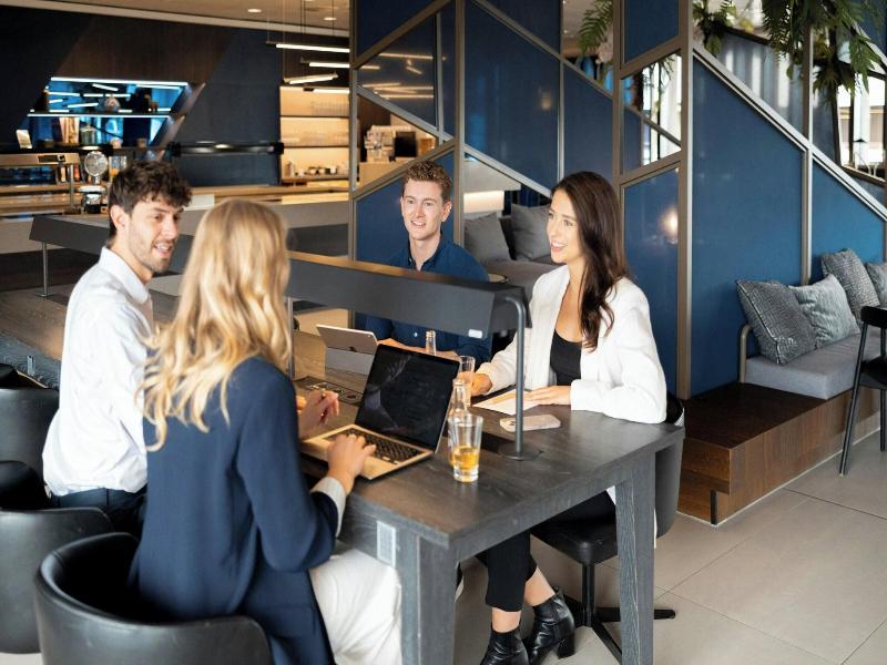 Sheraton Frankfurt Airport Hotel & Conference Cent image