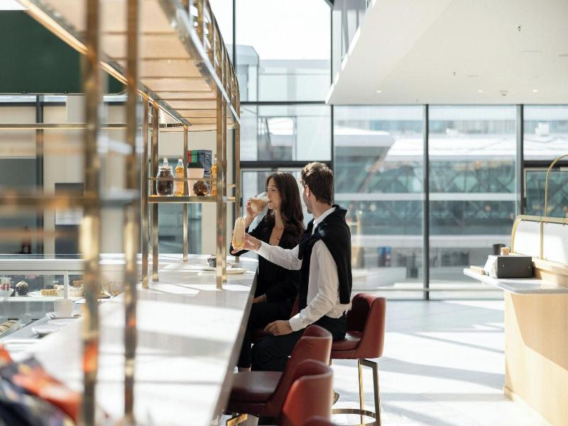 Sheraton Frankfurt Airport Hotel & Conference Cent image