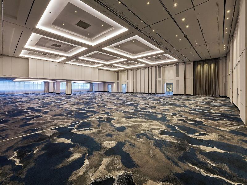 Sheraton Frankfurt Airport Hotel & Conference Cent image