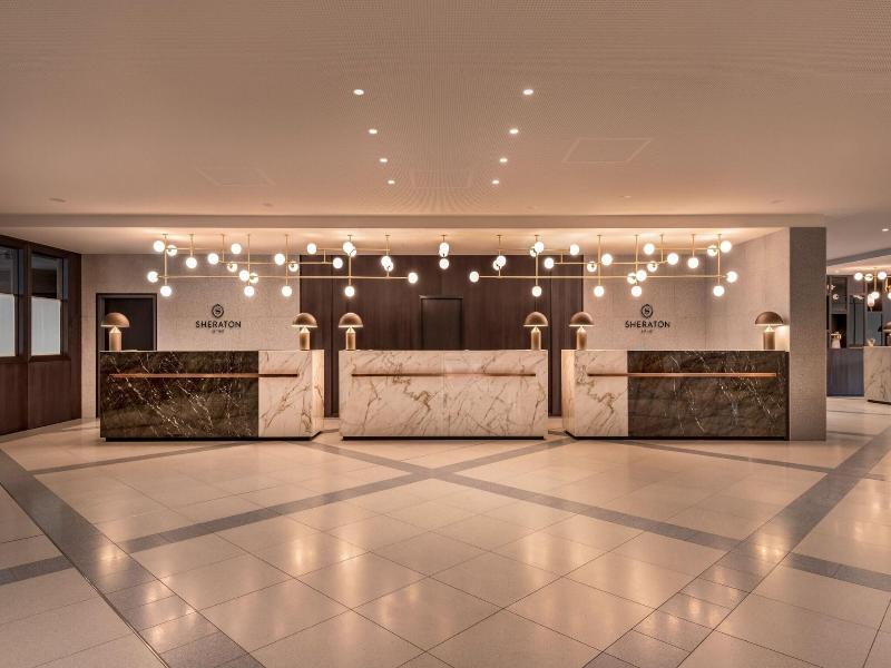 Sheraton Frankfurt Airport Hotel & Conference Cent image