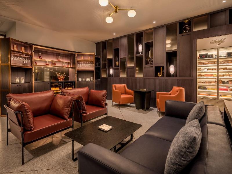 Sheraton Frankfurt Airport Hotel & Conference Cent image