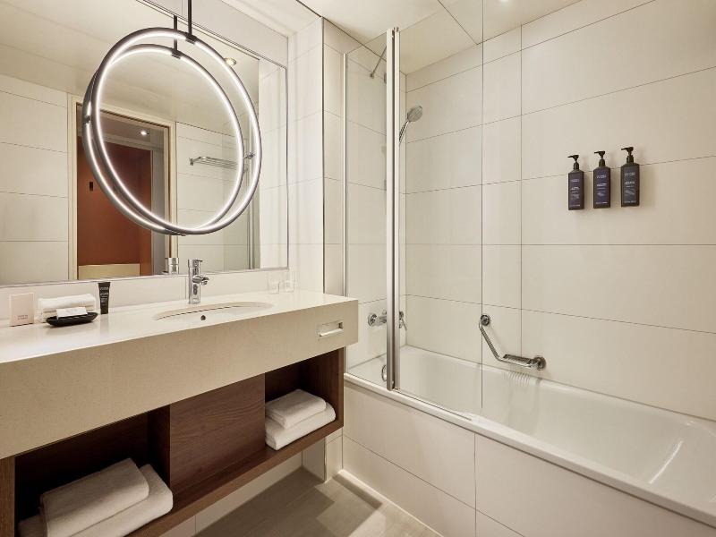Sheraton Frankfurt Airport Hotel & Conference Cent image