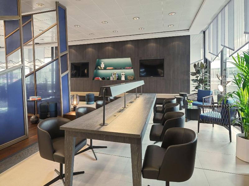 Sheraton Frankfurt Airport Hotel & Conference Cent image