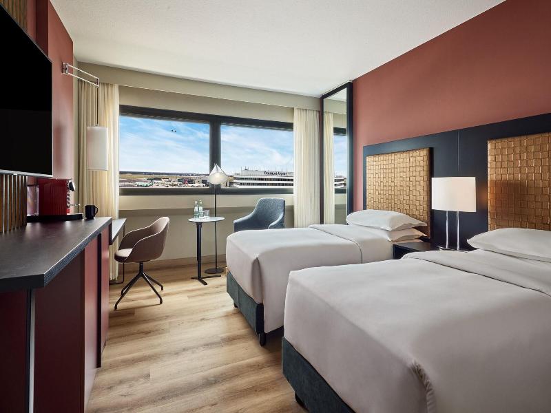 Sheraton Frankfurt Airport Hotel & Conference Cent image