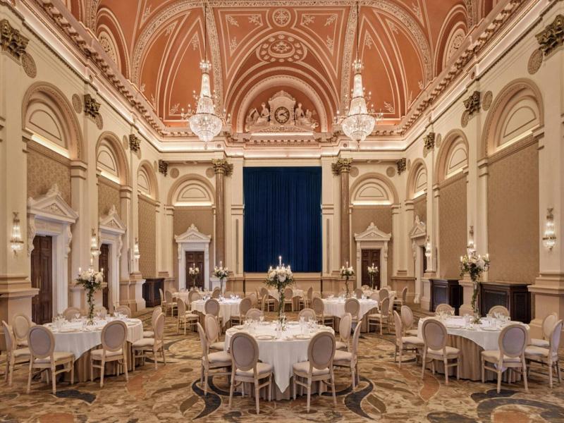 The College Green Hotel Dublin, Autograph image