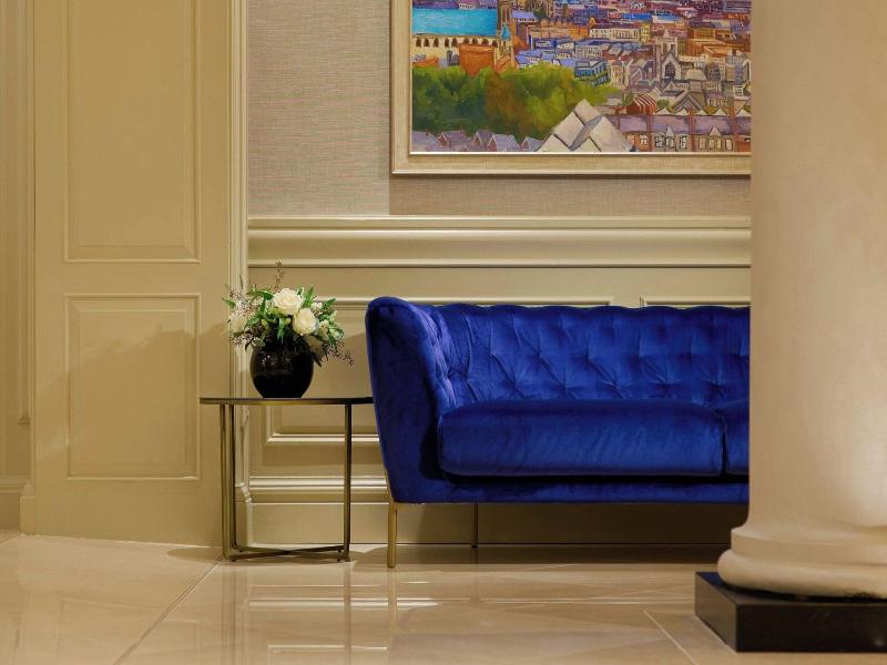 The College Green Hotel Dublin, Autograph image