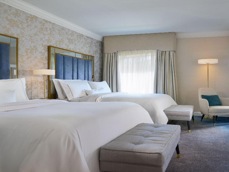The College Green Hotel Dublin, Autograph image