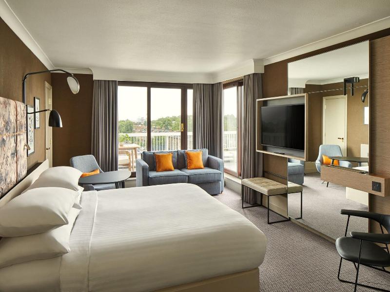 Marriott Hotel London Regents Park image