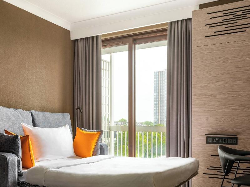 Marriott Hotel London Regents Park image