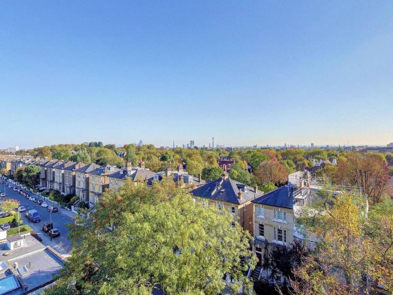 Marriott Hotel London Regents Park image