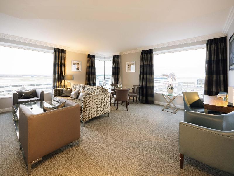 Sofitel London Gatwick image