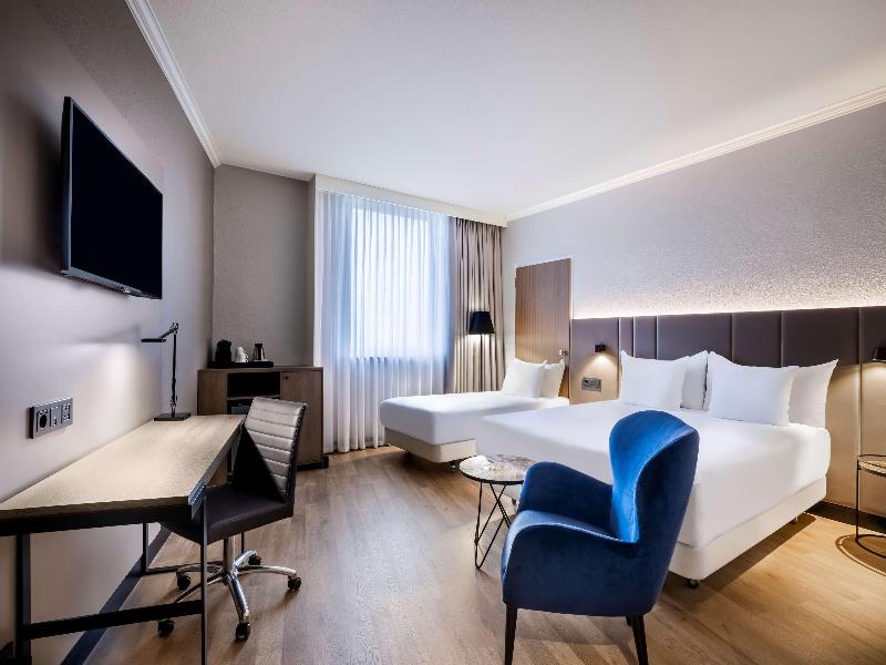 NH Luxembourg Airport image