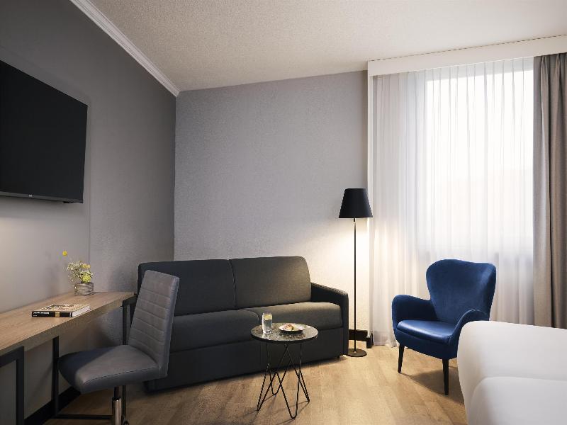 NH Luxembourg Airport image