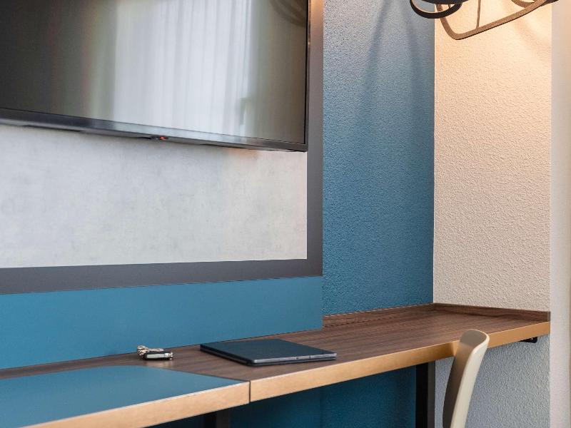 ibis Styles Bordeaux Meriadeck image