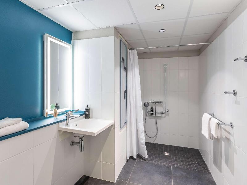 ibis Styles Bordeaux Meriadeck image