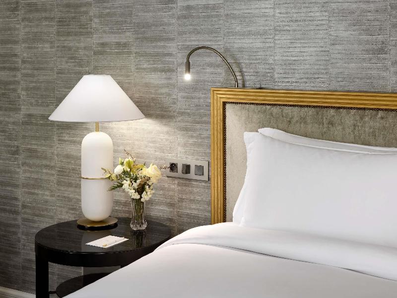 Sofitel Paris Le Faubourg image