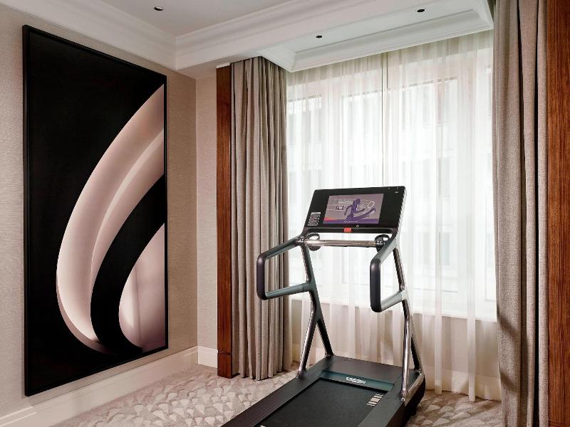 Ritz-Carlton Berlin image