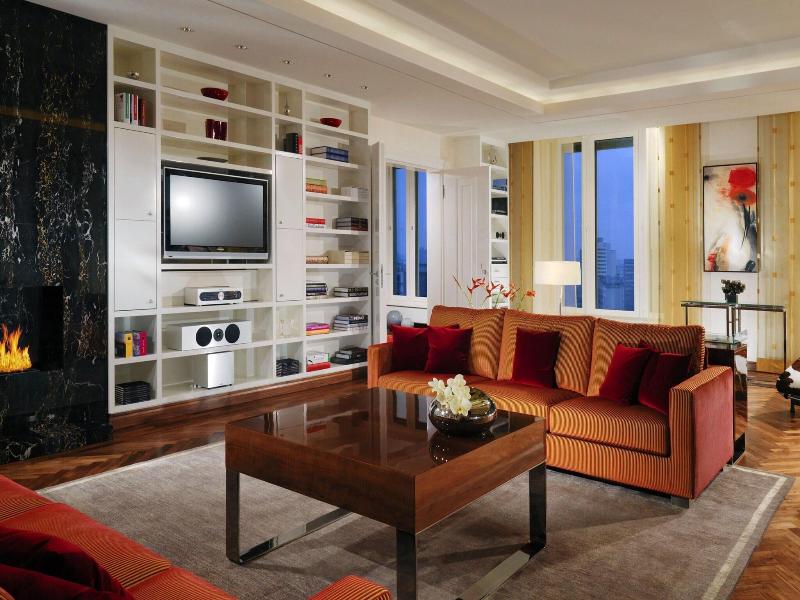 Ritz-Carlton Berlin image