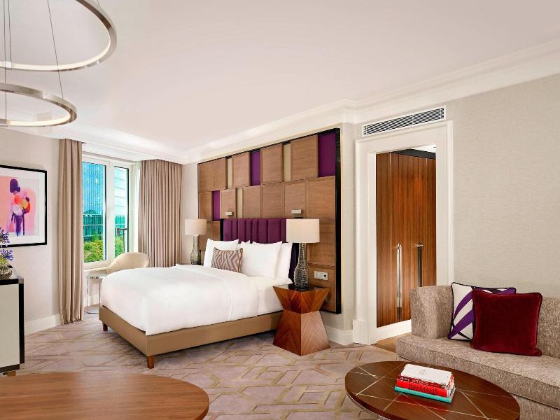 Ritz-Carlton Berlin image