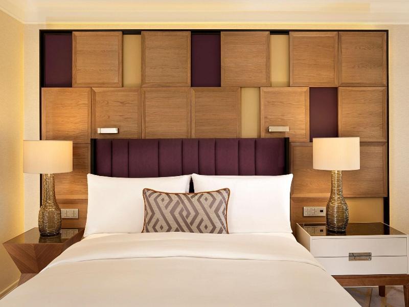Ritz-Carlton Berlin image
