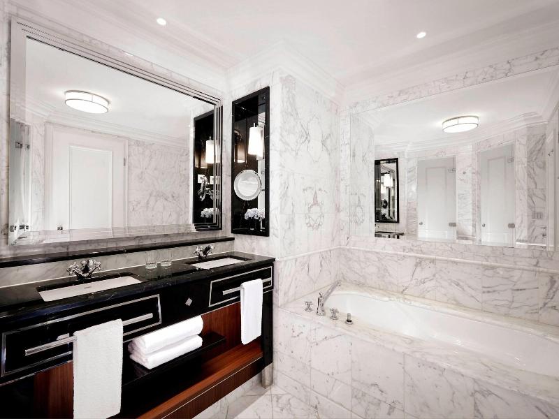 Ritz-Carlton Berlin image