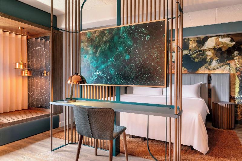 Renaissance Amsterdam Hotel image