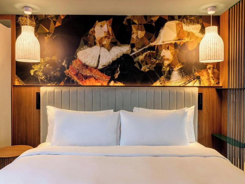 Renaissance Amsterdam Hotel image