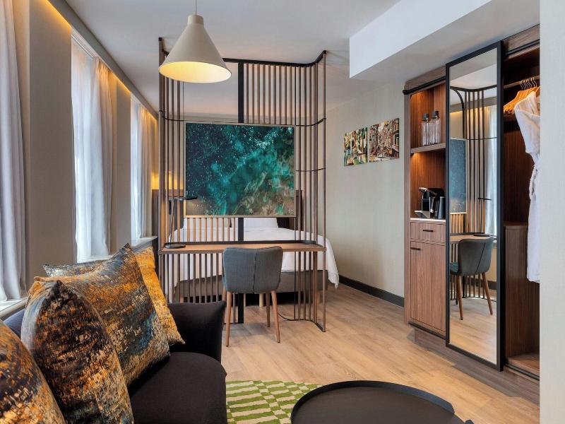 Renaissance Amsterdam Hotel image
