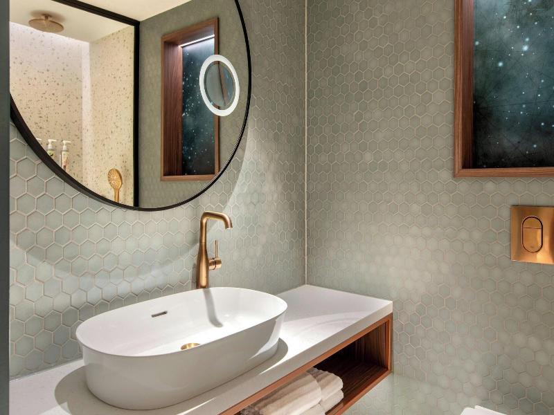 Renaissance Amsterdam Hotel image