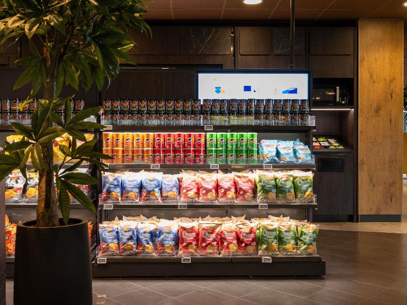 ibis Schiphol Amsterdam Airport image