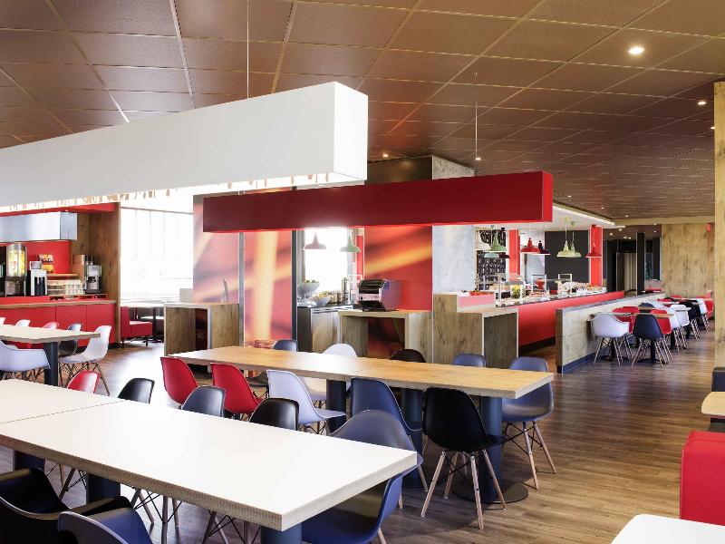 ibis Schiphol Amsterdam Airport image