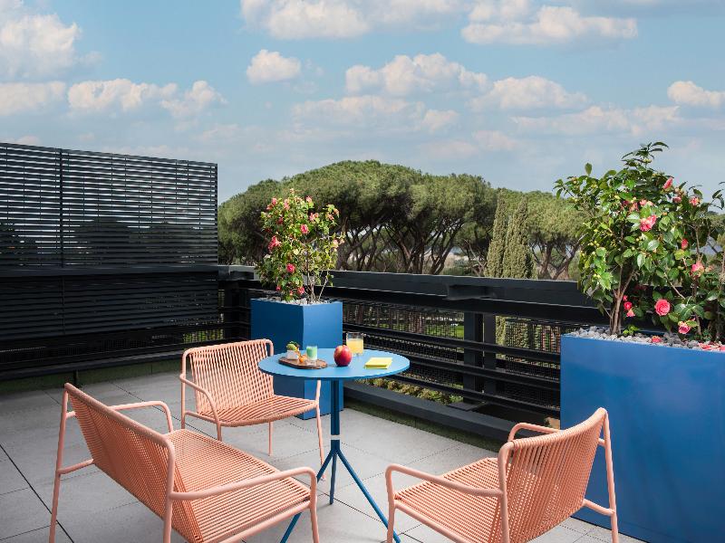 nhow Roma Vittorio Veneto image