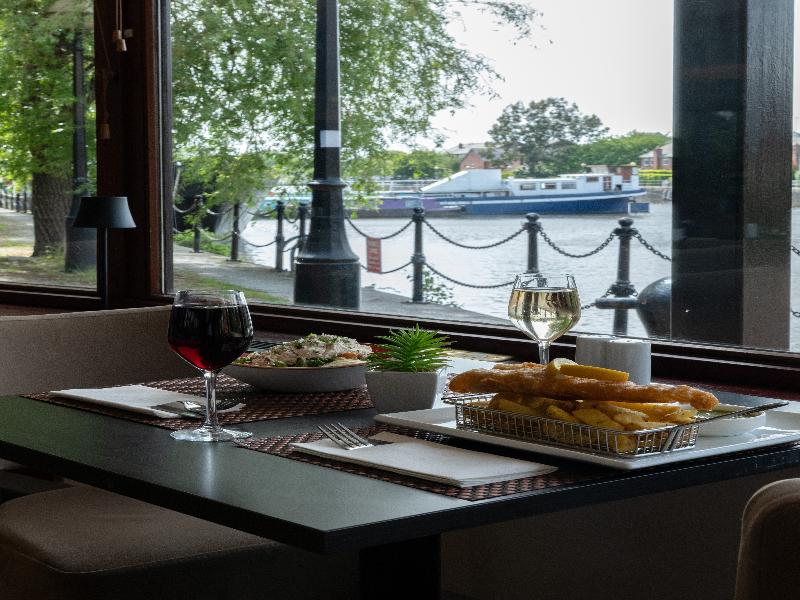 Copthorne Hotel Manchester Salford Quays image