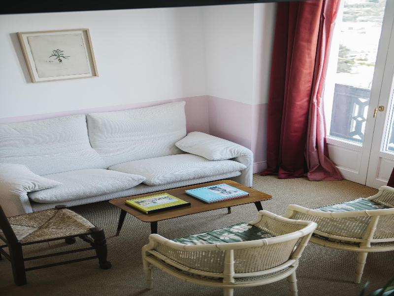il Capri Hotel image