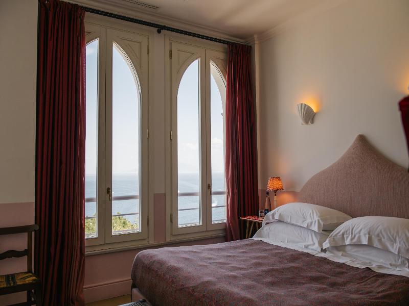 il Capri Hotel image