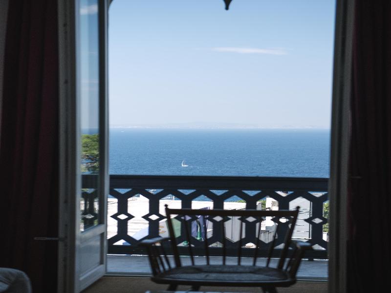 il Capri Hotel image